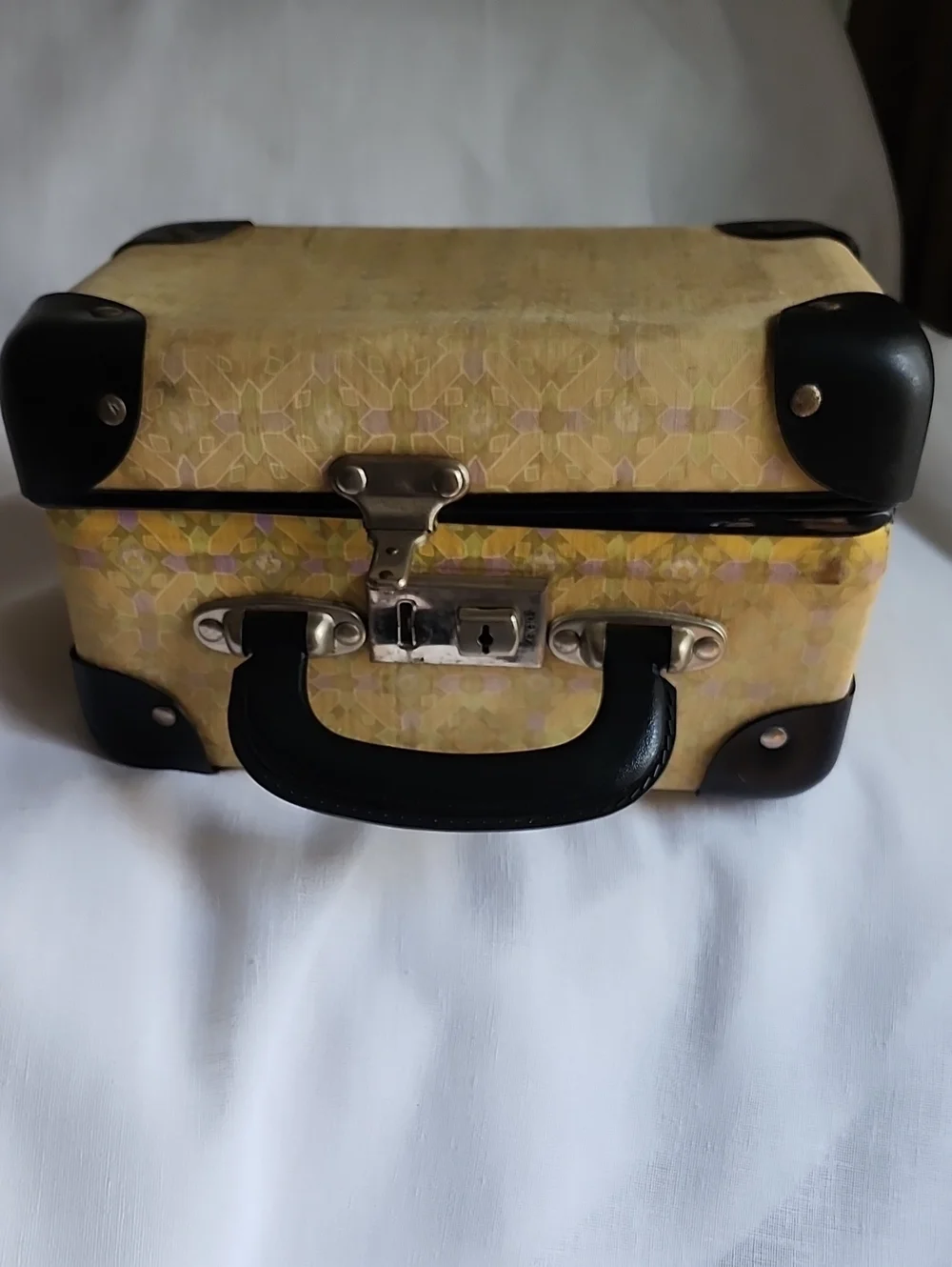 Vintage 1950's Yellow Fabric Black Leather Trim Hard Case Cosmetic Bag , $40